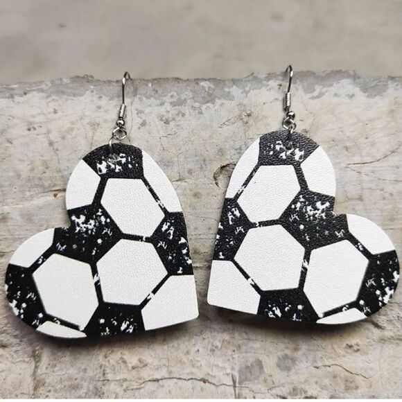 New SOCCER LOVE HEART Earrings - Picture 1 of 1